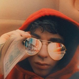 Meet your Posher, Shane